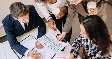 Niepewny start na rynku pracy